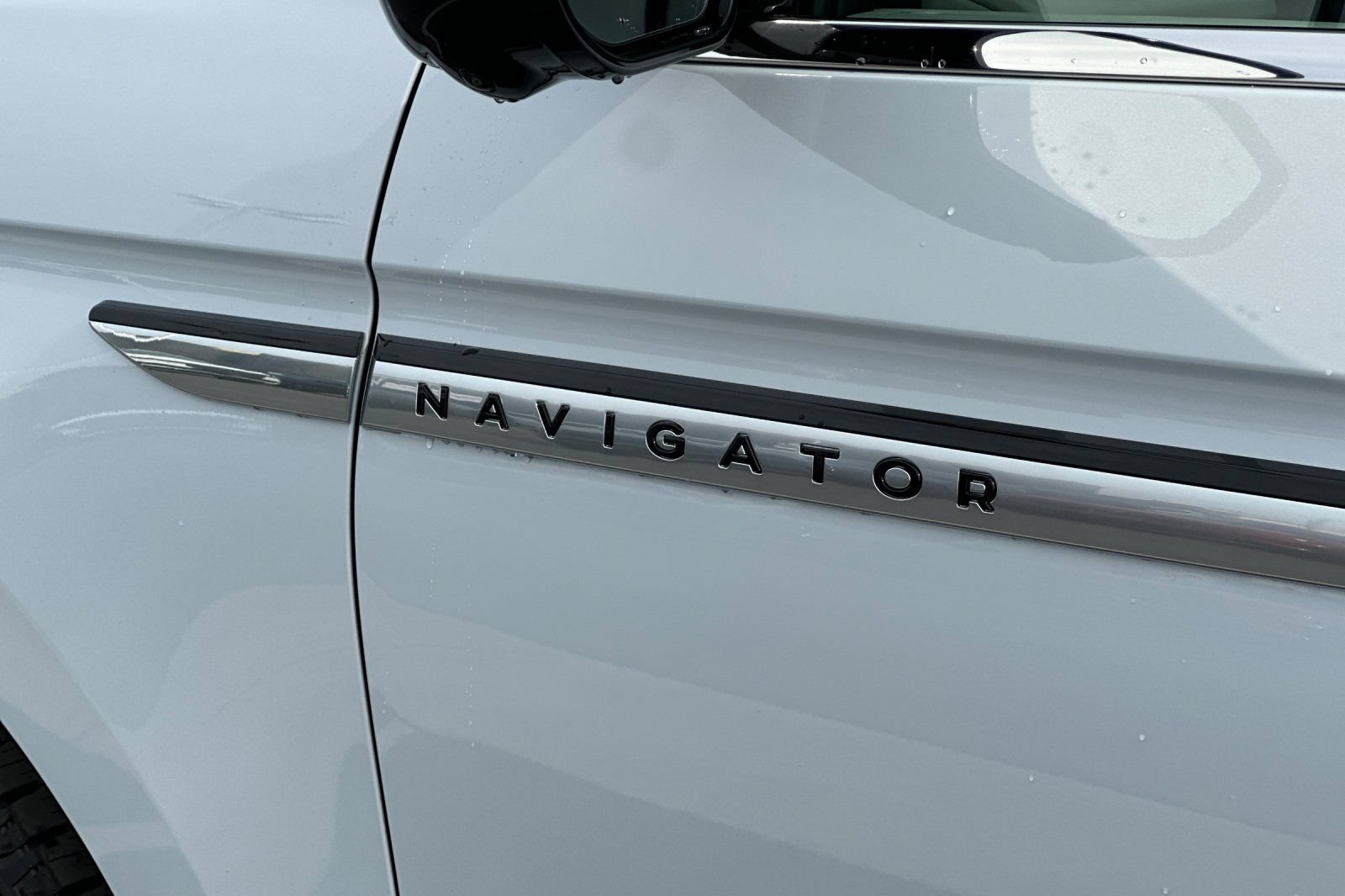 New 2026 Lincoln Navigator Premiere AWD/4WD image 27