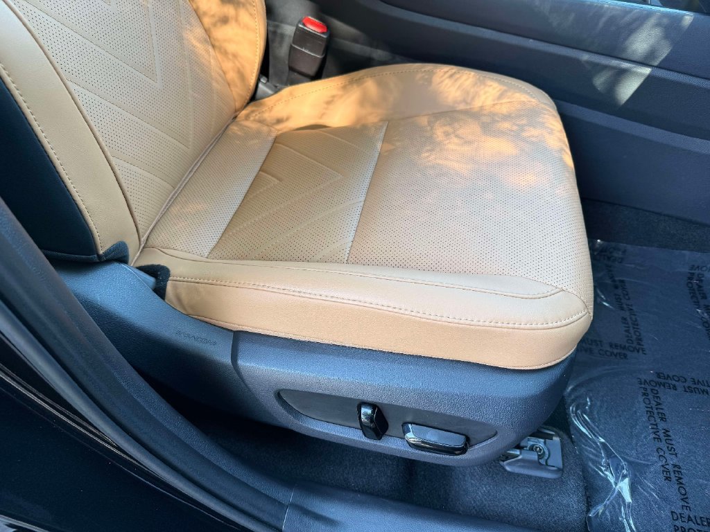 Used 2022 Lexus NX 350h AWD w/ Vision Package image 15