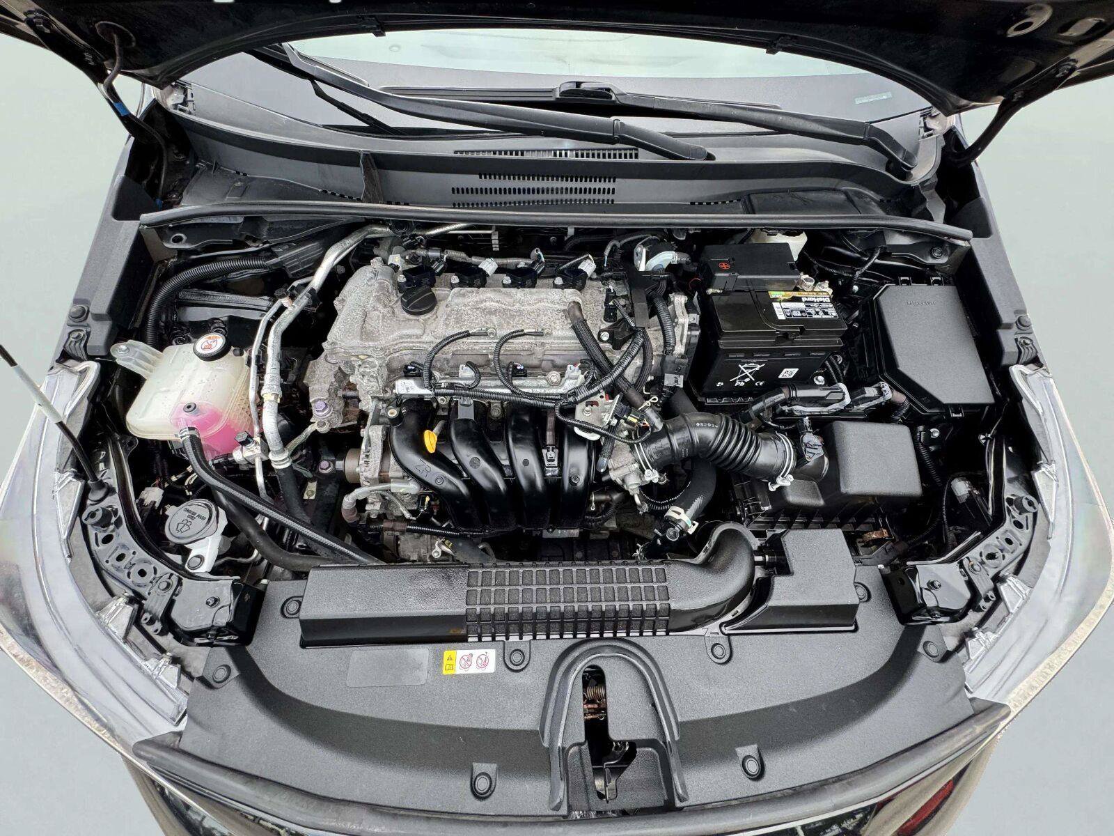 Used 2021 Toyota Corolla LE FWD image 55