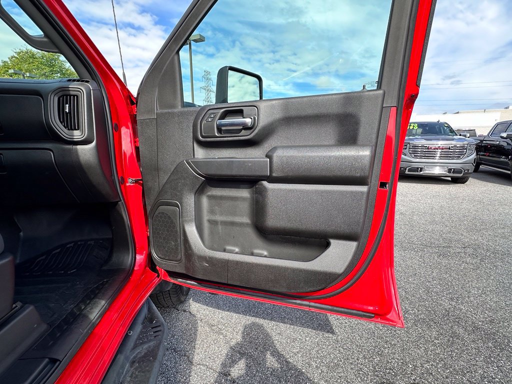 Used 2025 GMC Sierra 3500 Pro w/ Convenience Package AWD/4WD image 14