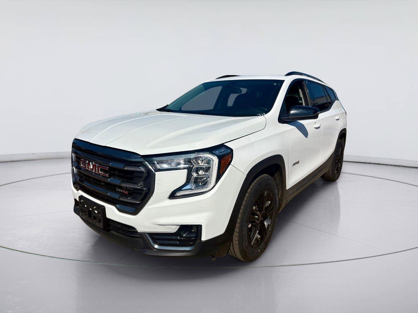 Used 2023 GMC Terrain AT4 AWD/4WD image 9