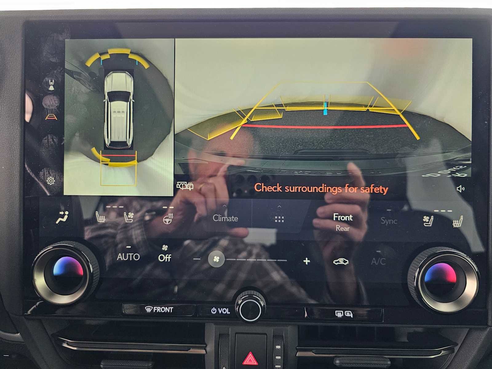 Used 2024 Lexus GX 550 w/ Accessory Package (2T) image 28