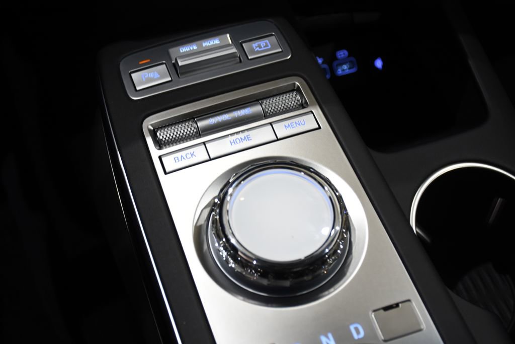 Used 2025 Genesis GV70 2.5T image 19