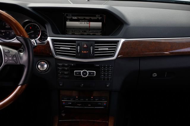 Used 2013 Mercedes-Benz E 350 4MATIC Wagon image 41