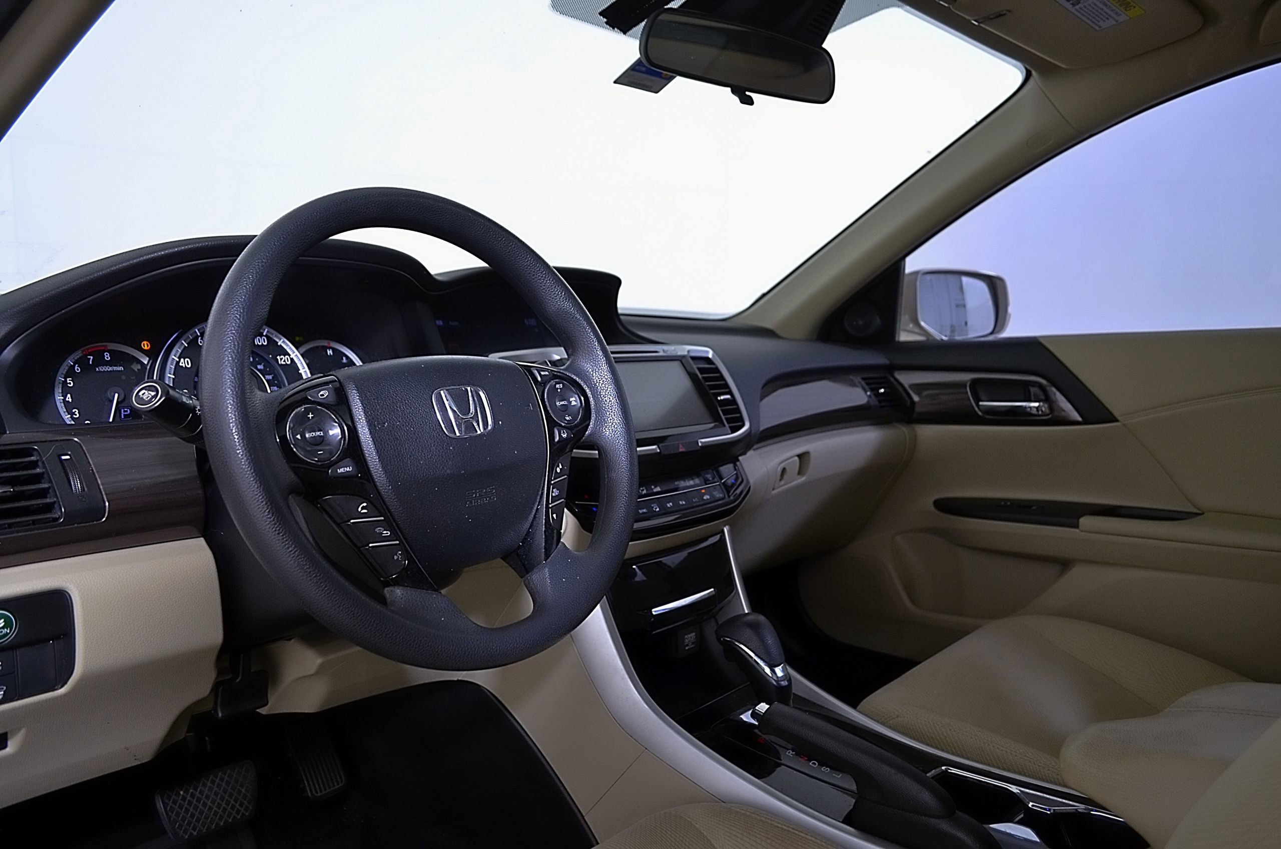 Used 2017 Honda Accord EX image 23