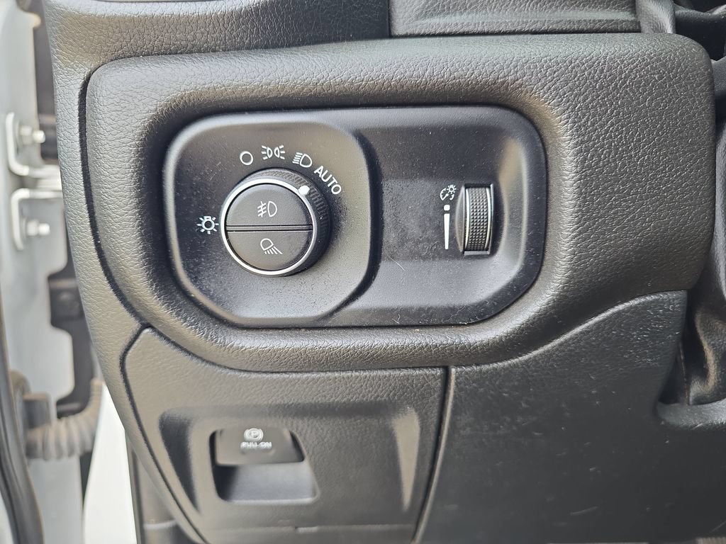 Used 2022 RAM 1500 Big Horn AWD/4WD image 25
