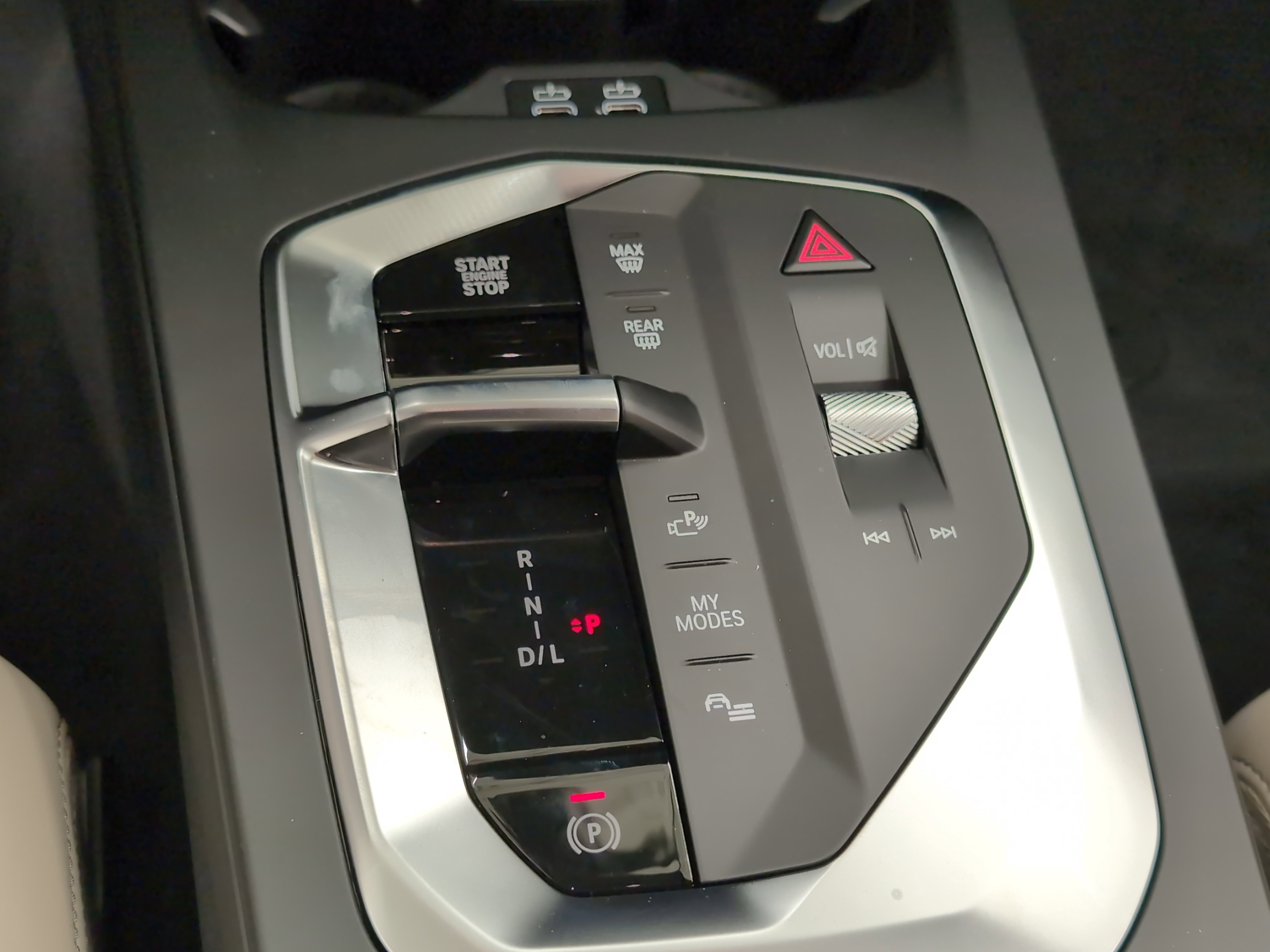 New 2025 BMW 228i xDrive w/ Premium Package image 19