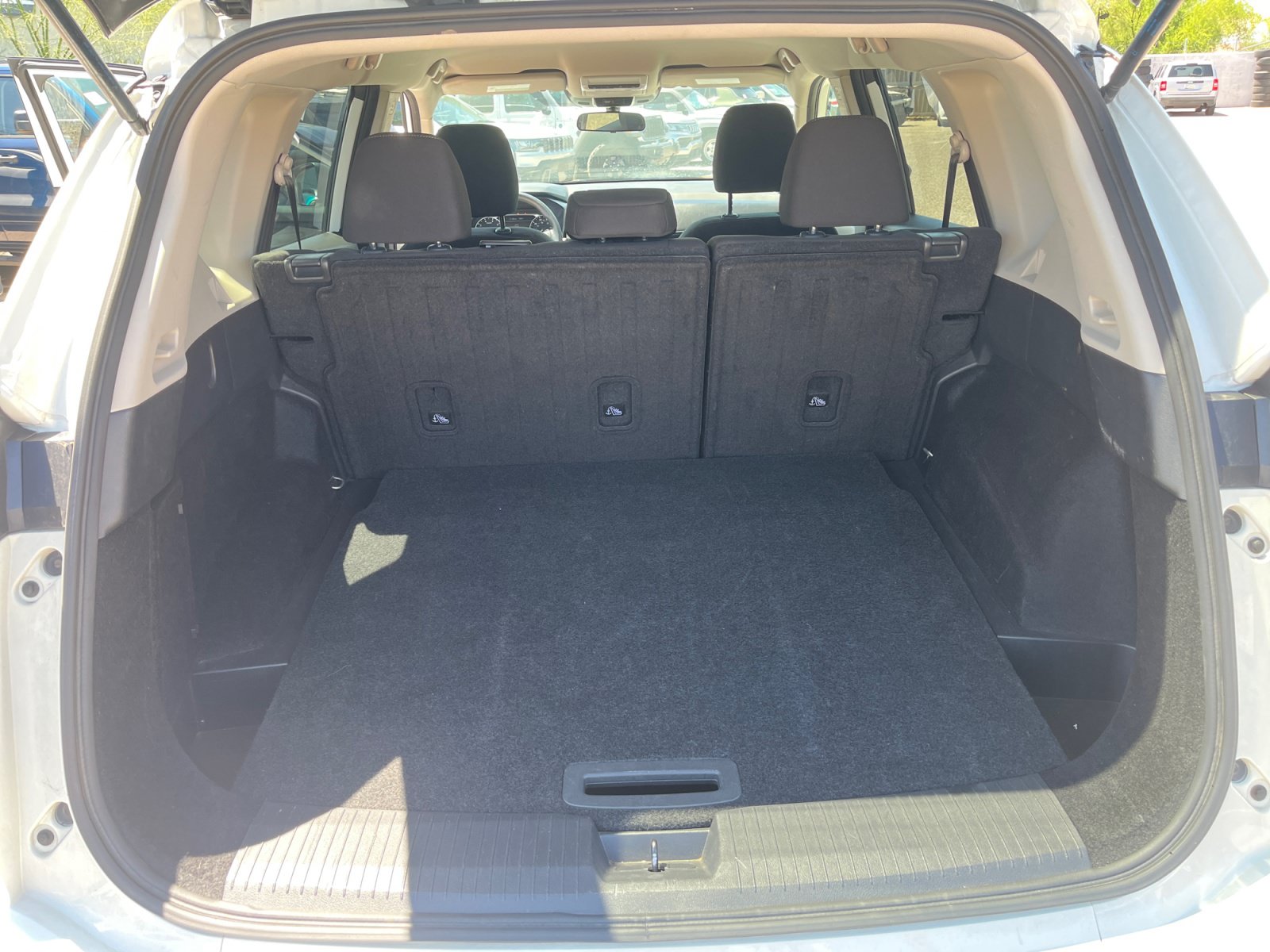 Used 2024 Nissan Rogue S AWD/4WD image 29