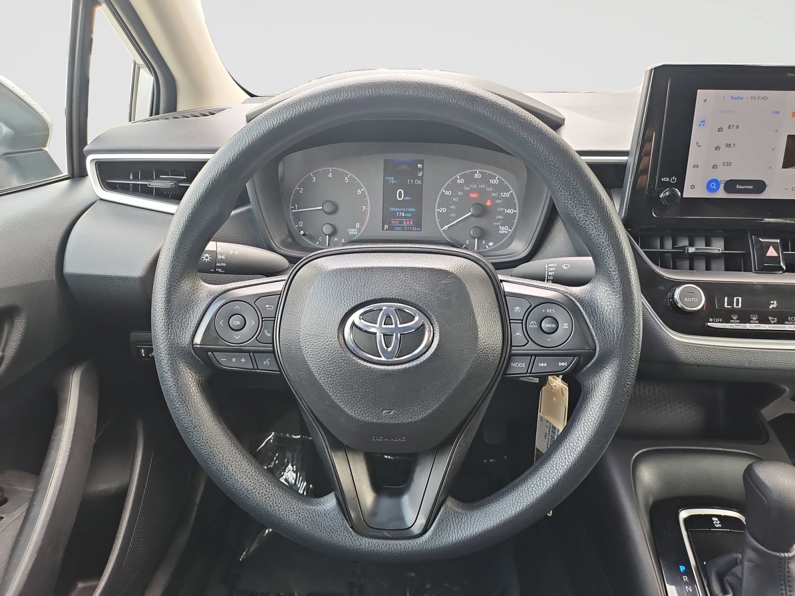 Used 2025 Toyota Corolla LE FWD image 44