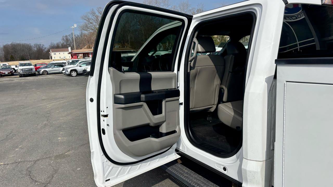 Used 2019 Ford F250 XL w/ Power Equipment Group RWD image 18