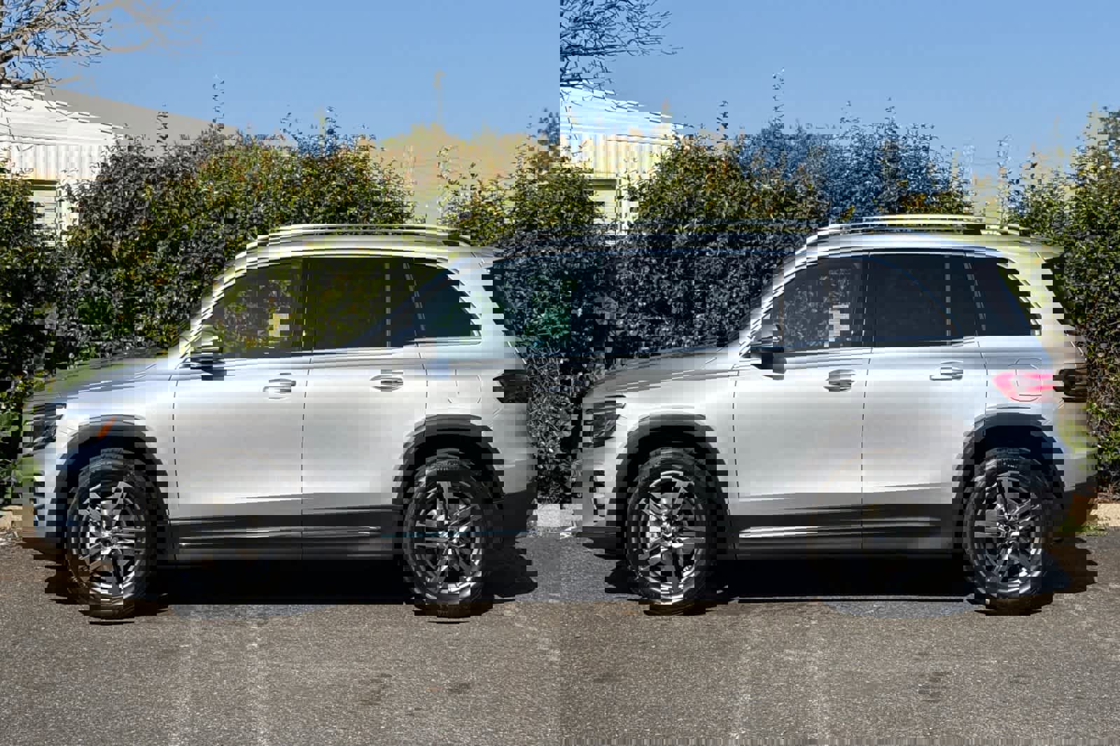 New 2026 Mercedes-Benz GLB 250 image 6