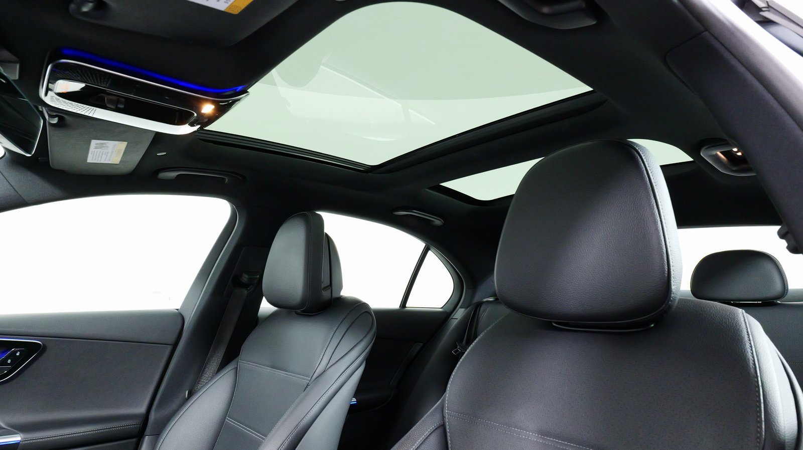 Used 2023 Mercedes-Benz C 300 4MATIC Sedan image 41