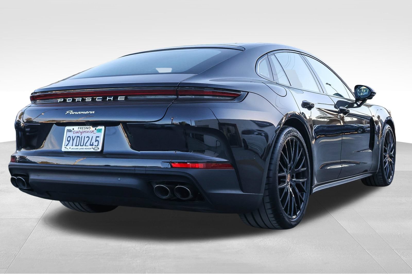 Used 2026 Porsche Panamera RWD image 4