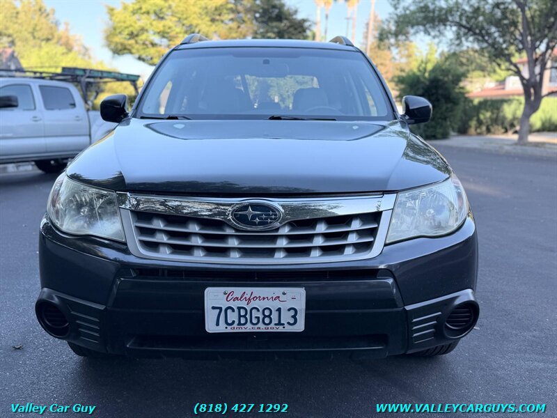 Used 2012 Subaru Forester 2.5X w/ Alloy Wheel Pkg AWD/4WD image 2
