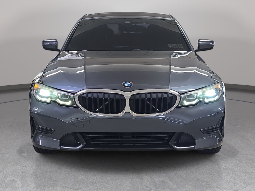 Used 2020 BMW 330i Sedan w/ Convenience Package RWD image 3