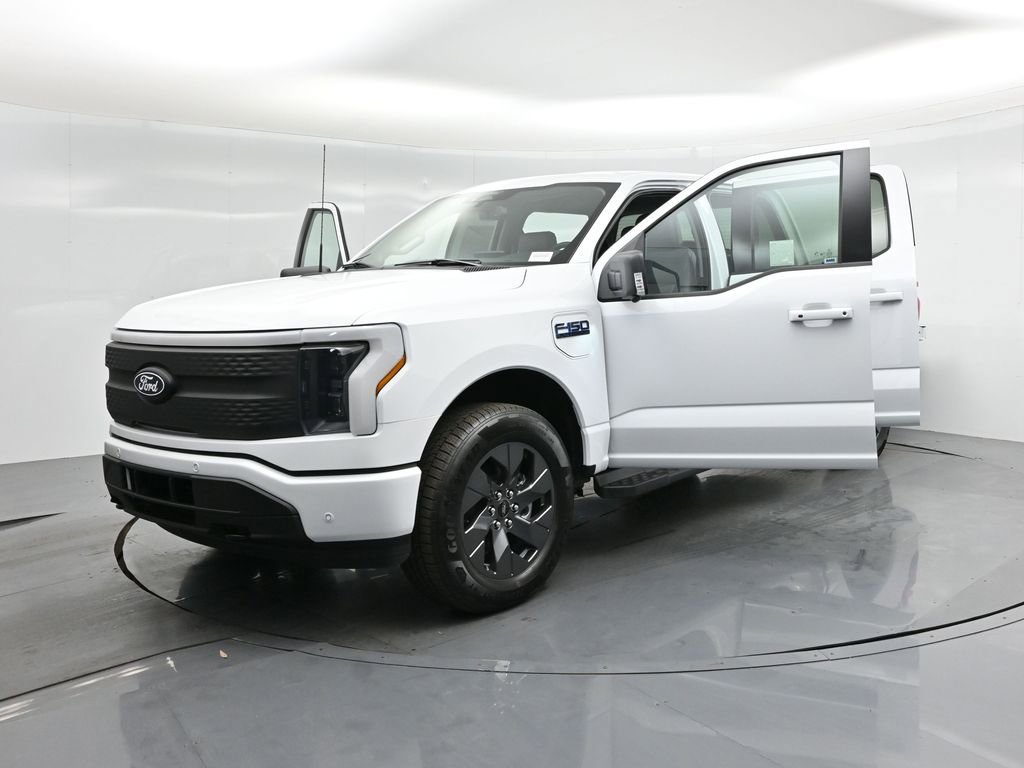 New 2025 Ford F150 Lightning Flash image 29