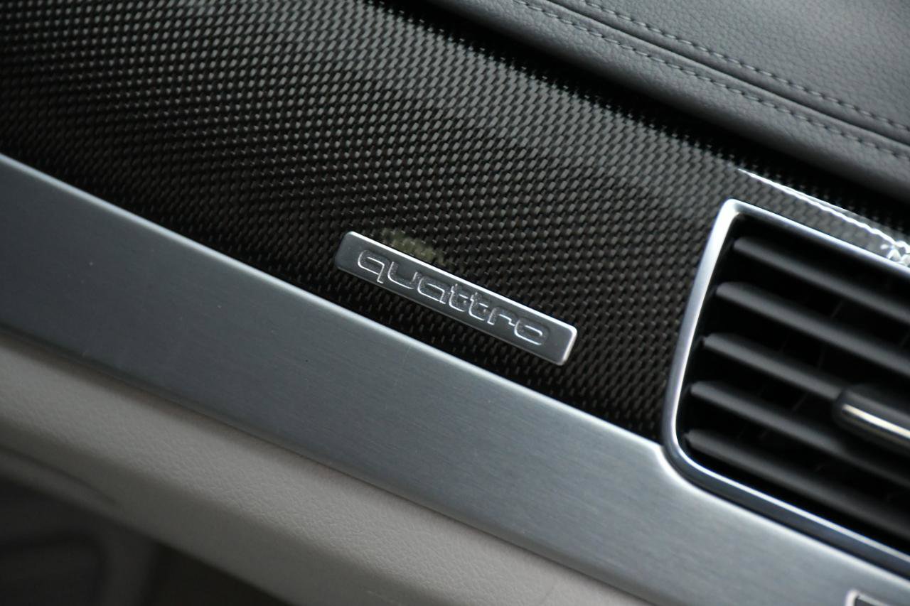 Used 2018 Audi S8 Plus w/ Dynamic Package AWD/4WD image 50