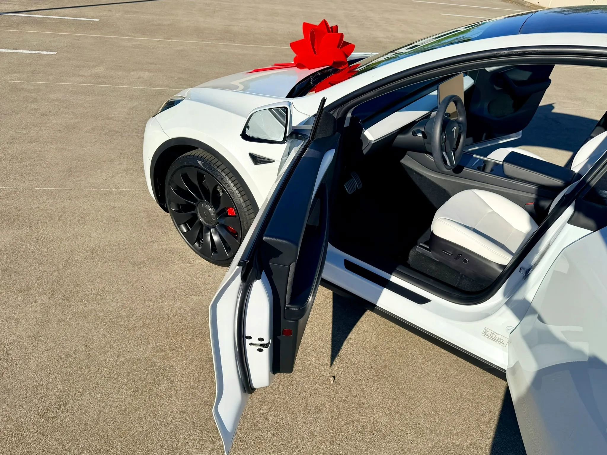 Used 2022 Tesla Model Y Performance image 43