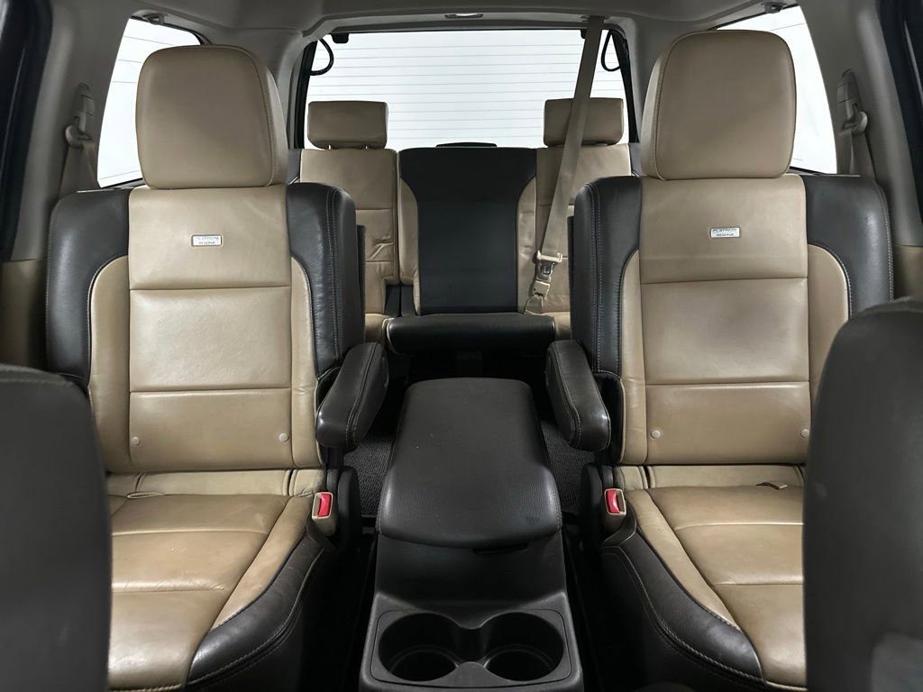 Used 2014 Nissan Armada Platinum w/ Platinum Reserve Package RWD image 16