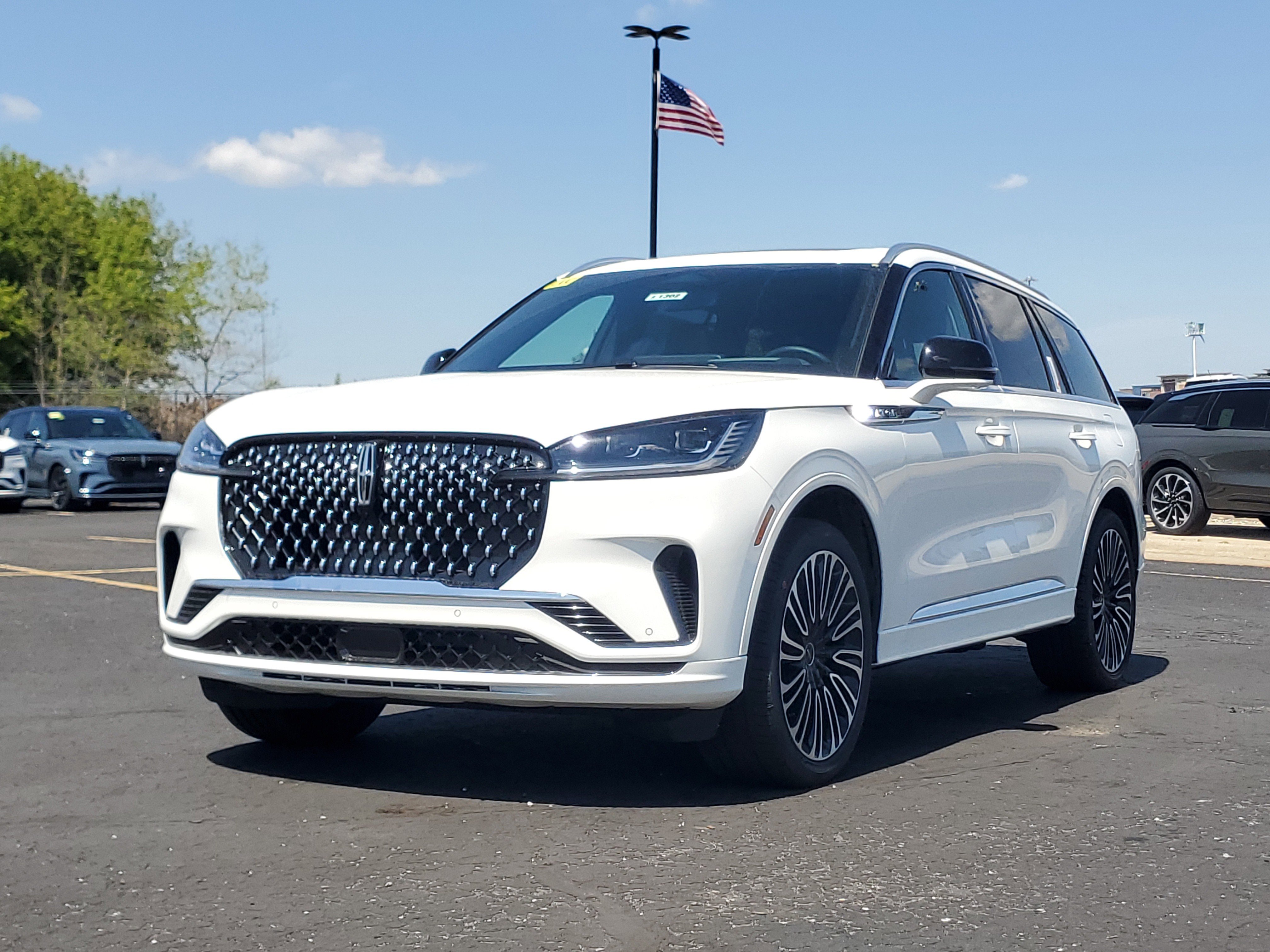 New 2026 Lincoln Aviator Black Label AWD/4WD image 1