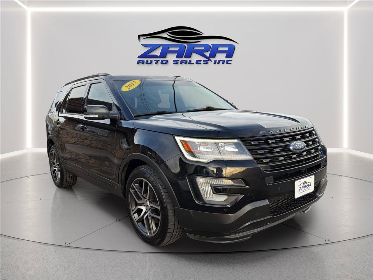 Used 2017 Ford Explorer Sport w/ Equipment Group 401A AWD/4WD image 9