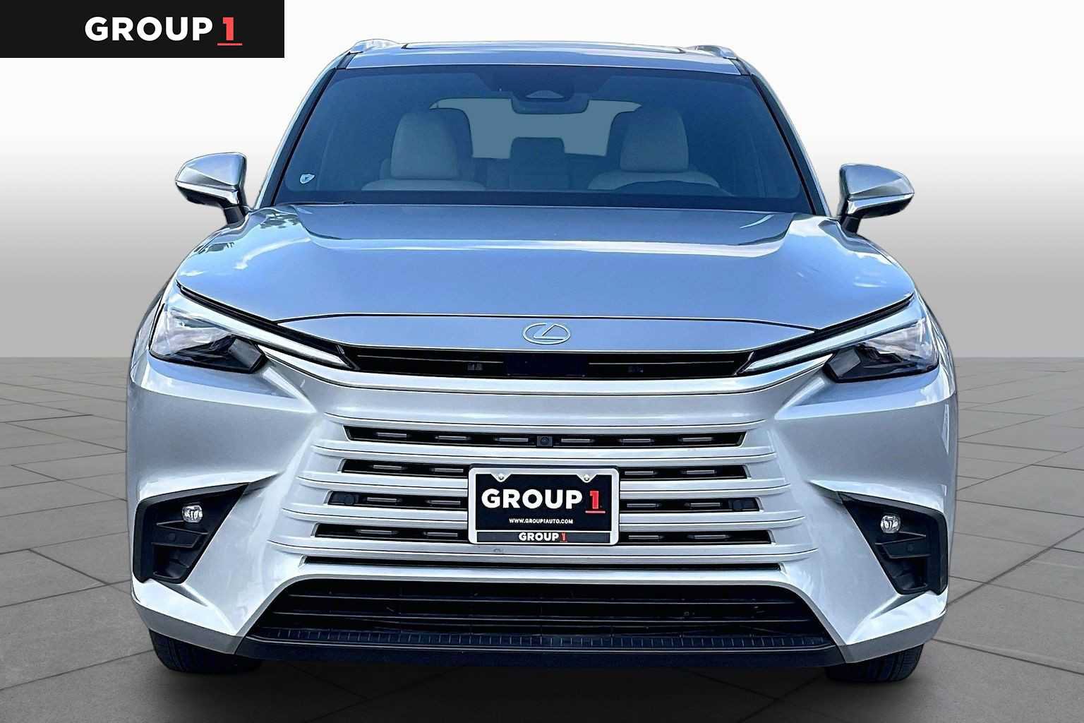 Certified 2025 Lexus TX 350 FWD w/ Technology Package image 4