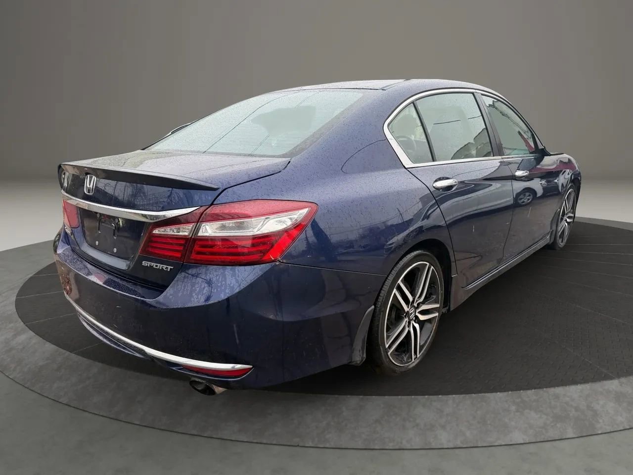 Used 2016 Honda Accord Sport image 5