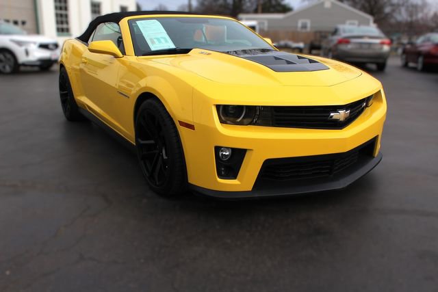 Used 2013 Chevrolet Camaro ZL1 image 13
