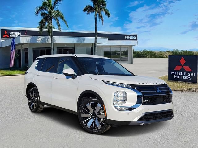 New 2026 Mitsubishi Outlander SE image 1