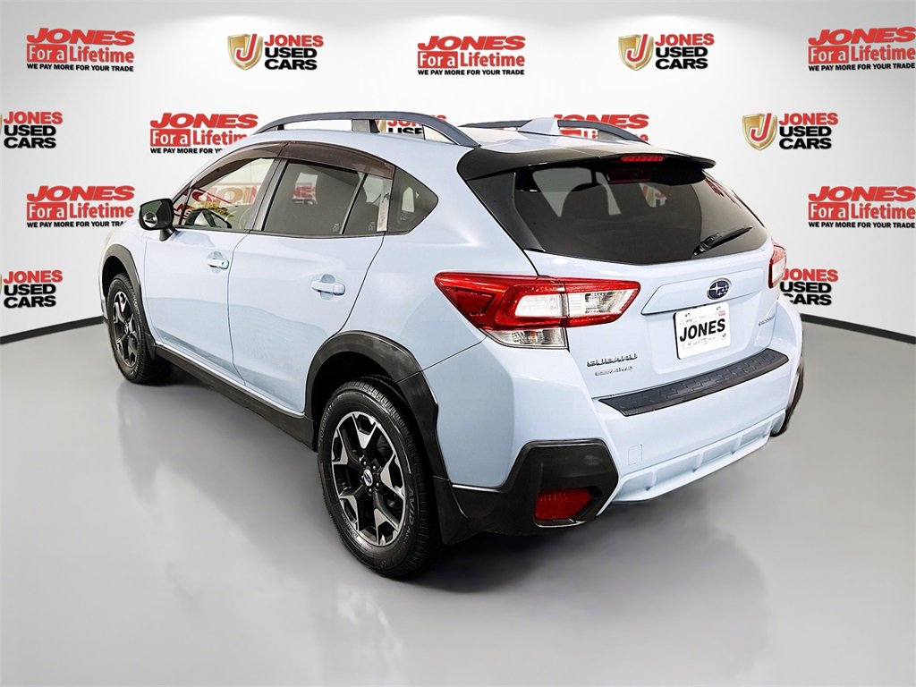 Used 2018 Subaru Crosstrek 2.0i Premium w/ Eyesight System image 2