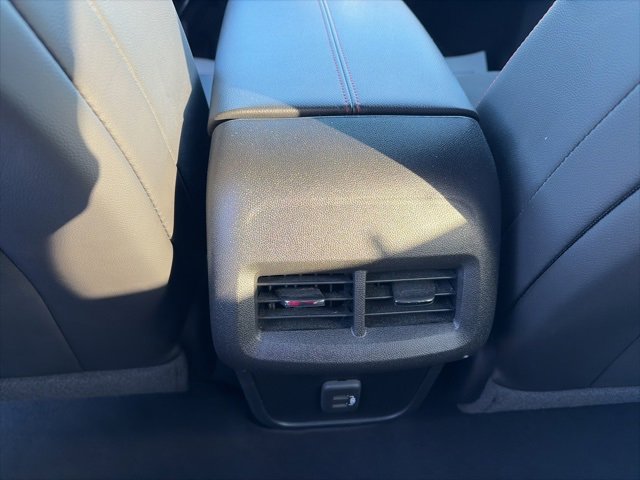 Used 2022 Chevrolet Equinox RS image 13