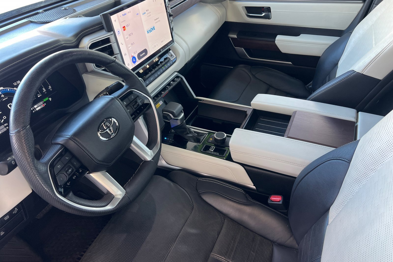 Used 2023 Toyota Tundra Capstone image 7