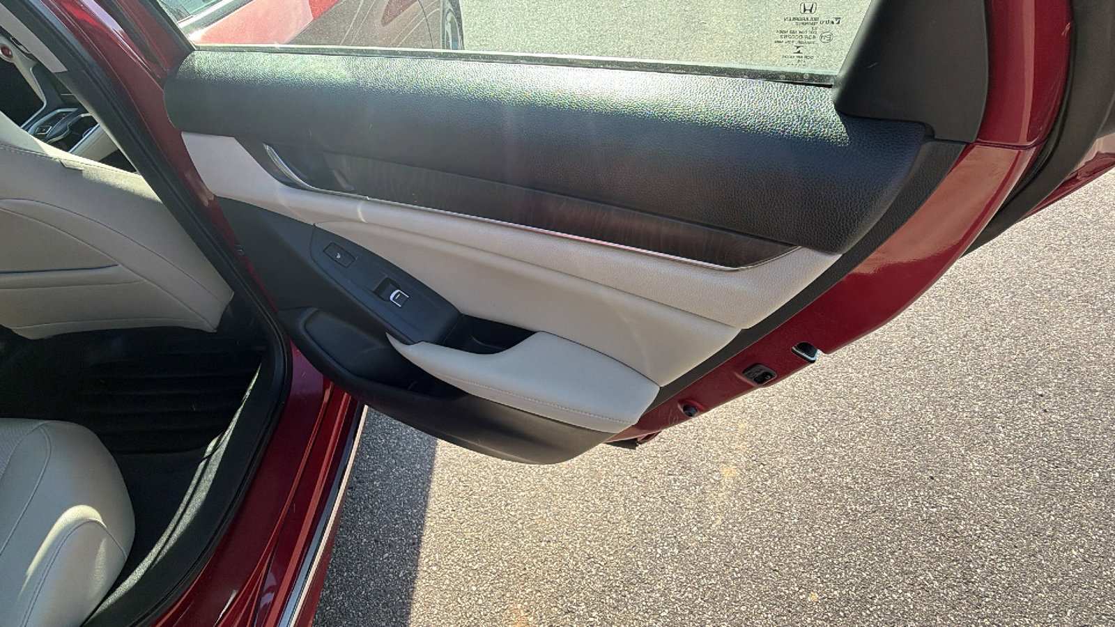 Used 2019 Honda Accord Touring image 21