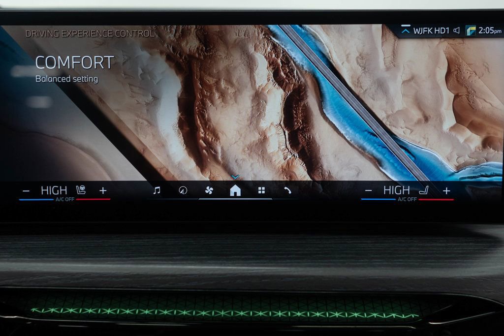 Used 2025 BMW 430i xDrive w/ Premium Package image 27