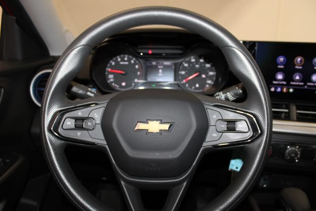 Used 2024 Chevrolet Trax LS FWD image 24