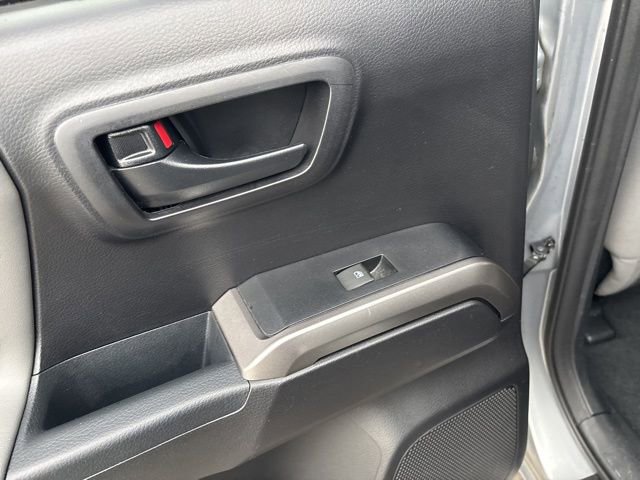 Certified 2019 Toyota Tacoma SR5 image 19