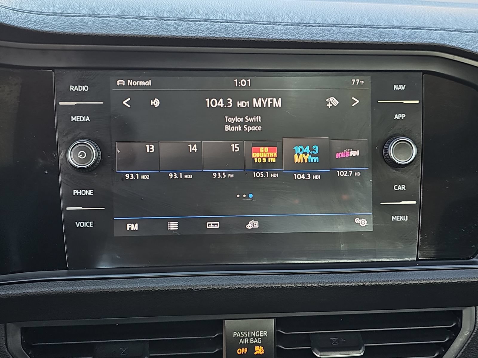 Used 2019 Volkswagen Jetta SEL Premium FWD image 19