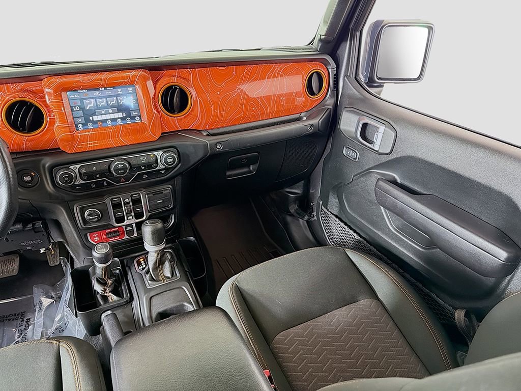 Used 2021 Jeep Gladiator Mojave w/ Cold Weather Group AWD/4WD image 24