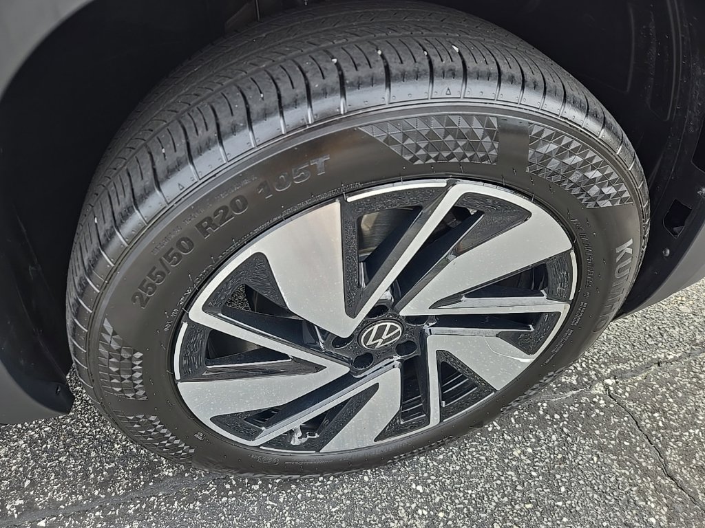 Used 2025 Volkswagen Atlas SE AWD/4WD image 19