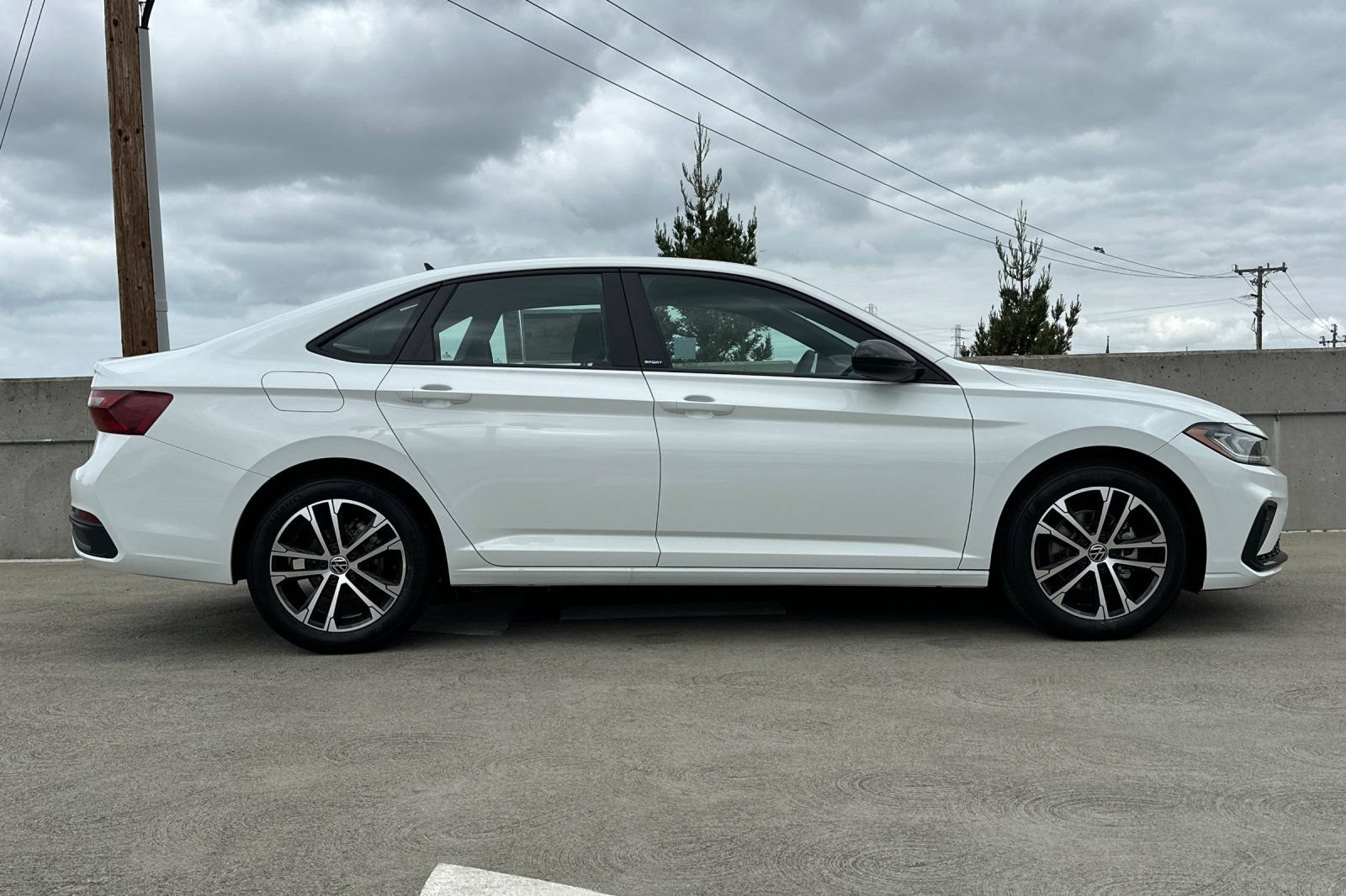 New 2026 Volkswagen Jetta Sport FWD image 3