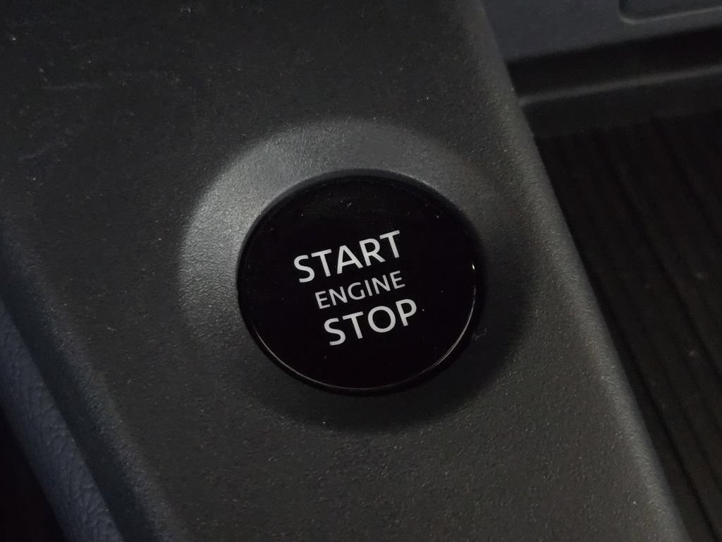 New 2026 Nissan Sentra SR w/ SR Premium Package FWD image 28