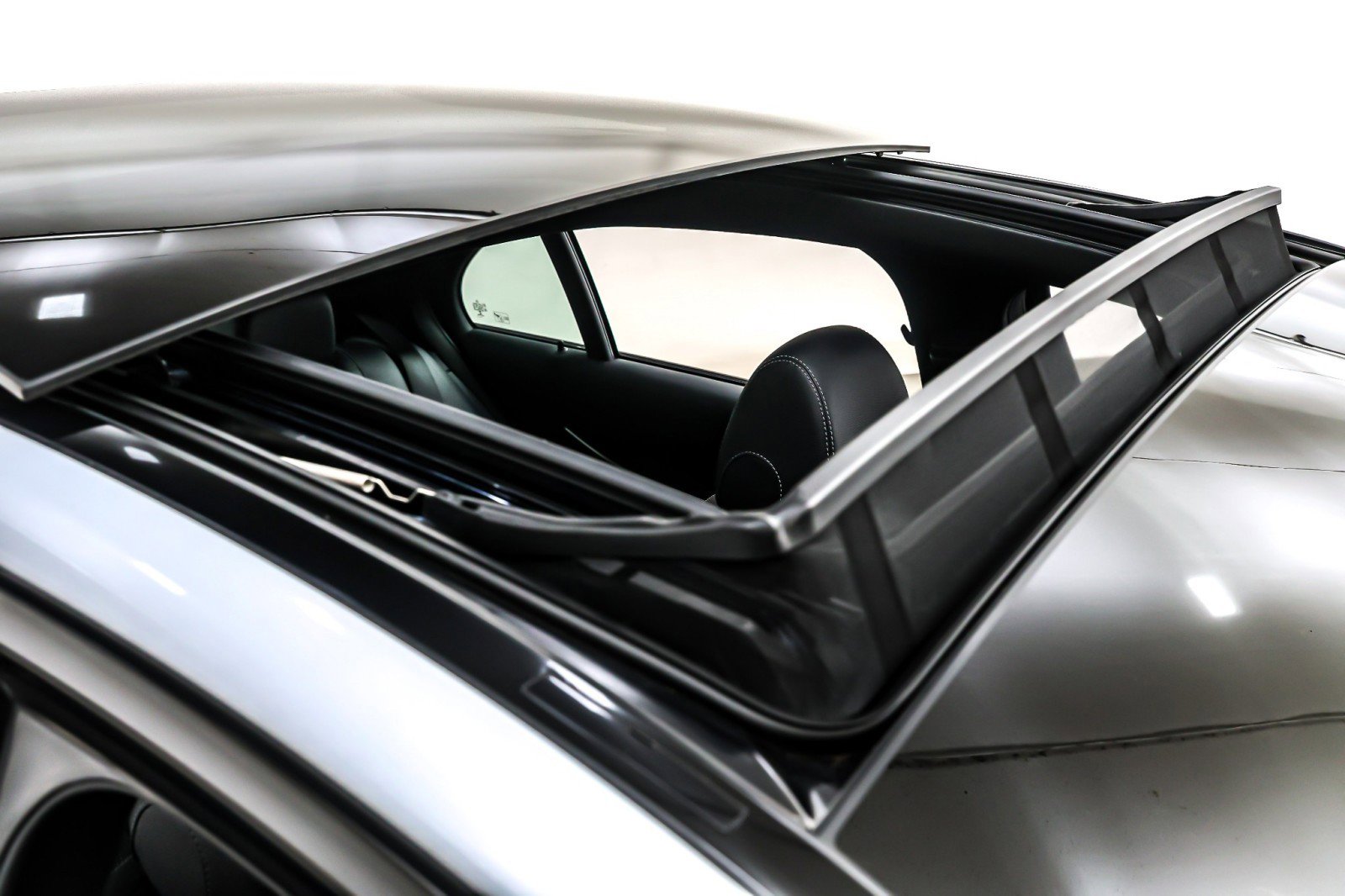 Used 2022 Mercedes-Benz E 350 Sedan image 22