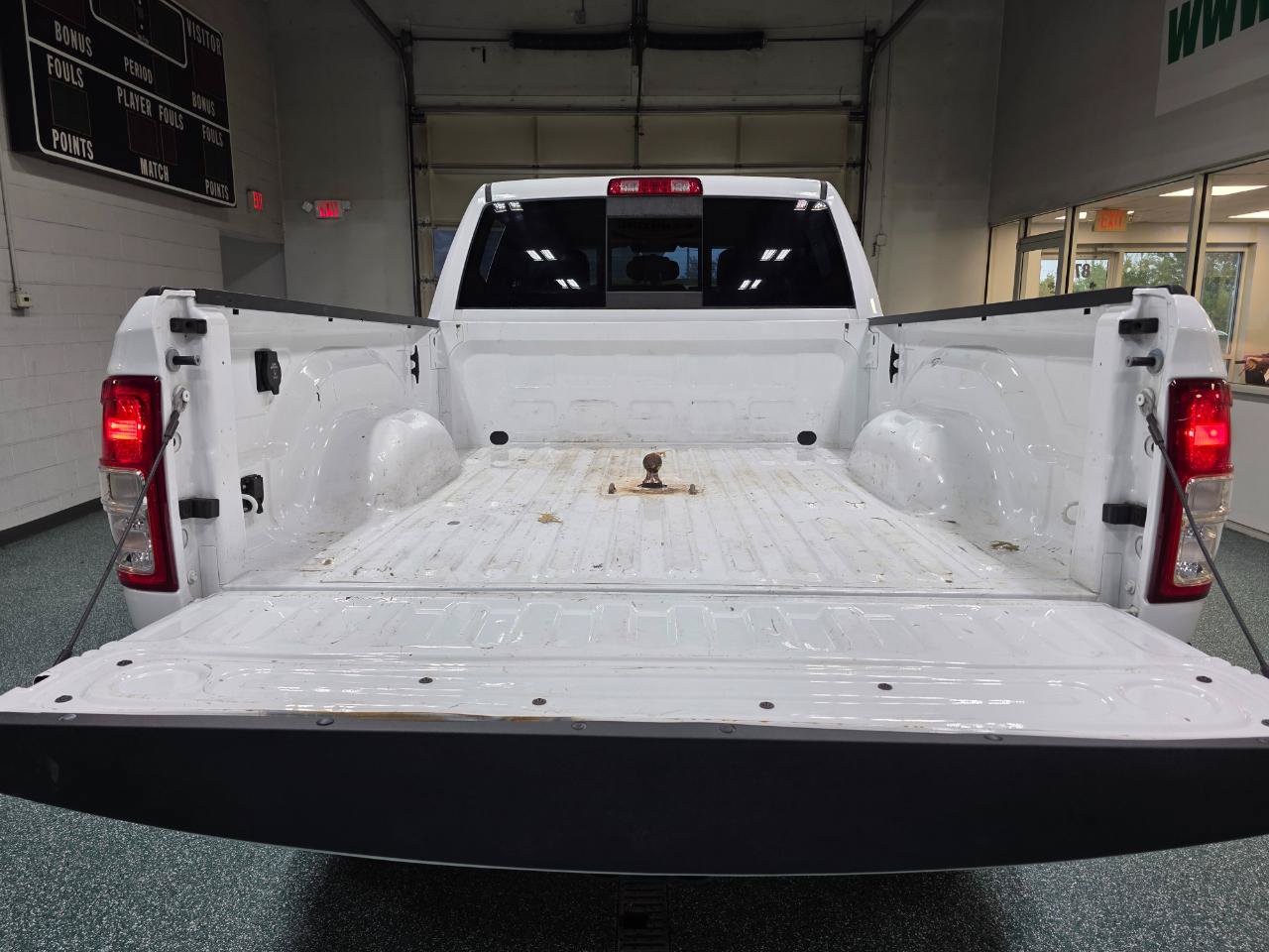 Used 2022 RAM 2500 Tradesman AWD/4WD image 20