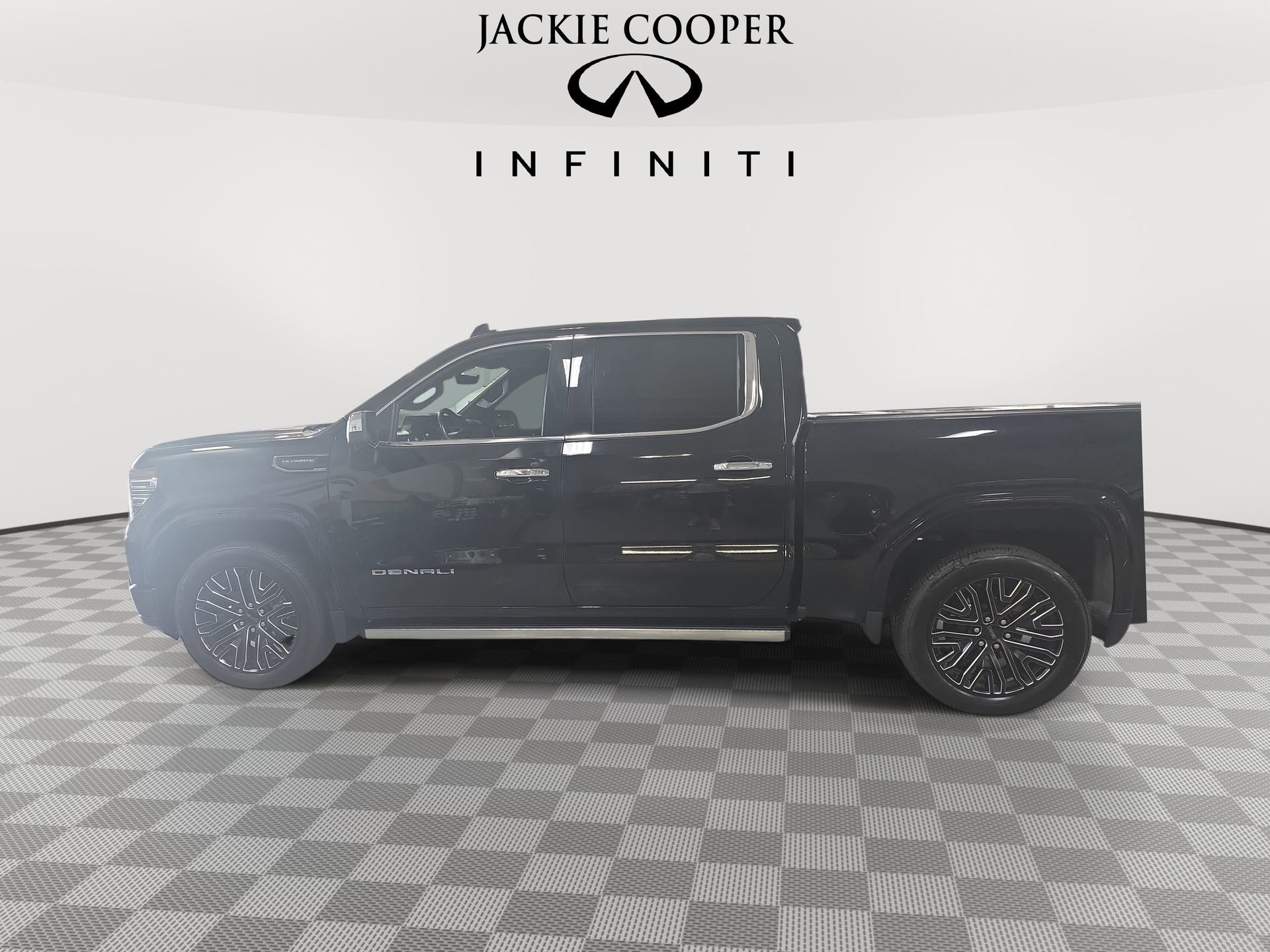 Used 2022 GMC Sierra 1500 Denali Ultimate AWD/4WD image 8