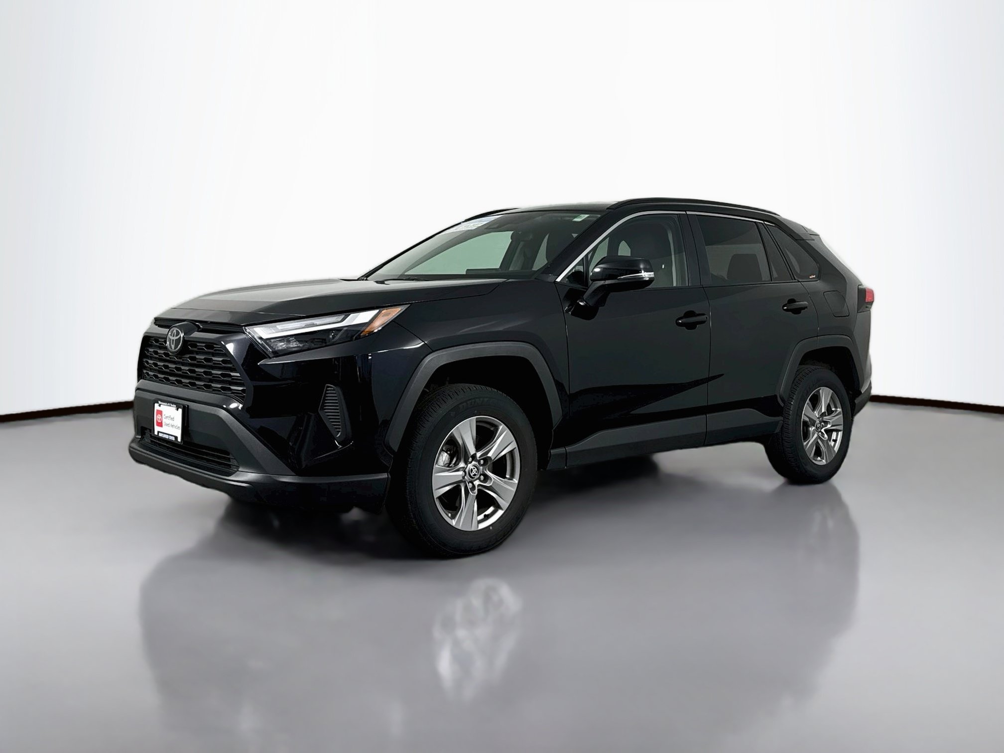 Certified 2025 Toyota RAV4 XLE AWD/4WD image 3