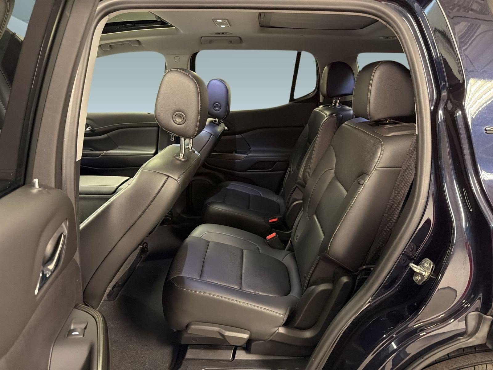 Used 2021 GMC Acadia SLT w/ Elevation Edition FWD image 21