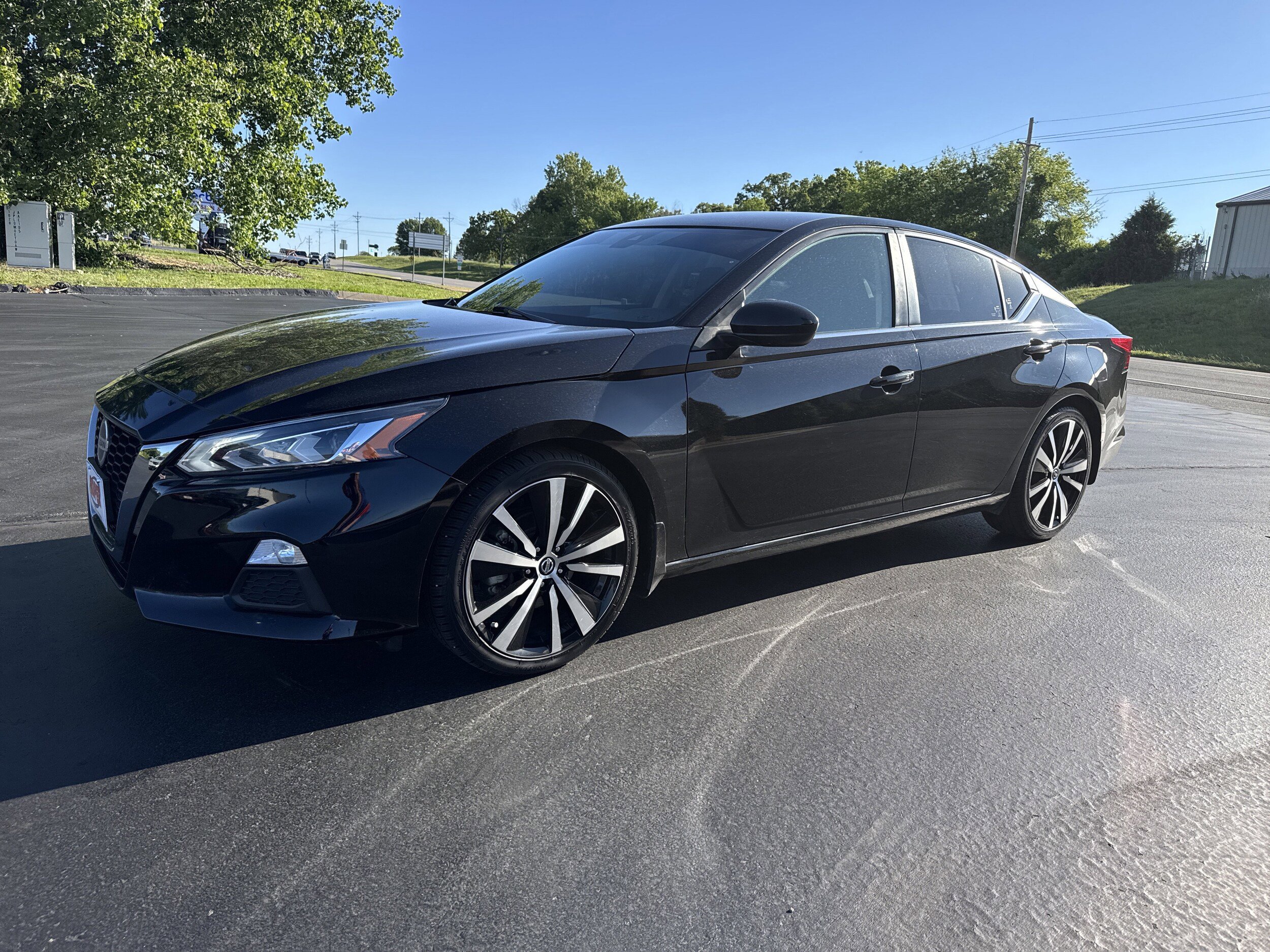 Used 2022 Nissan Altima 2.5 SR FWD image 3