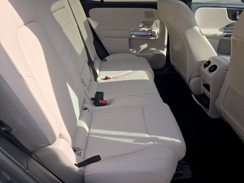 New 2026 Mercedes-Benz GLB 250 4MATIC image 20
