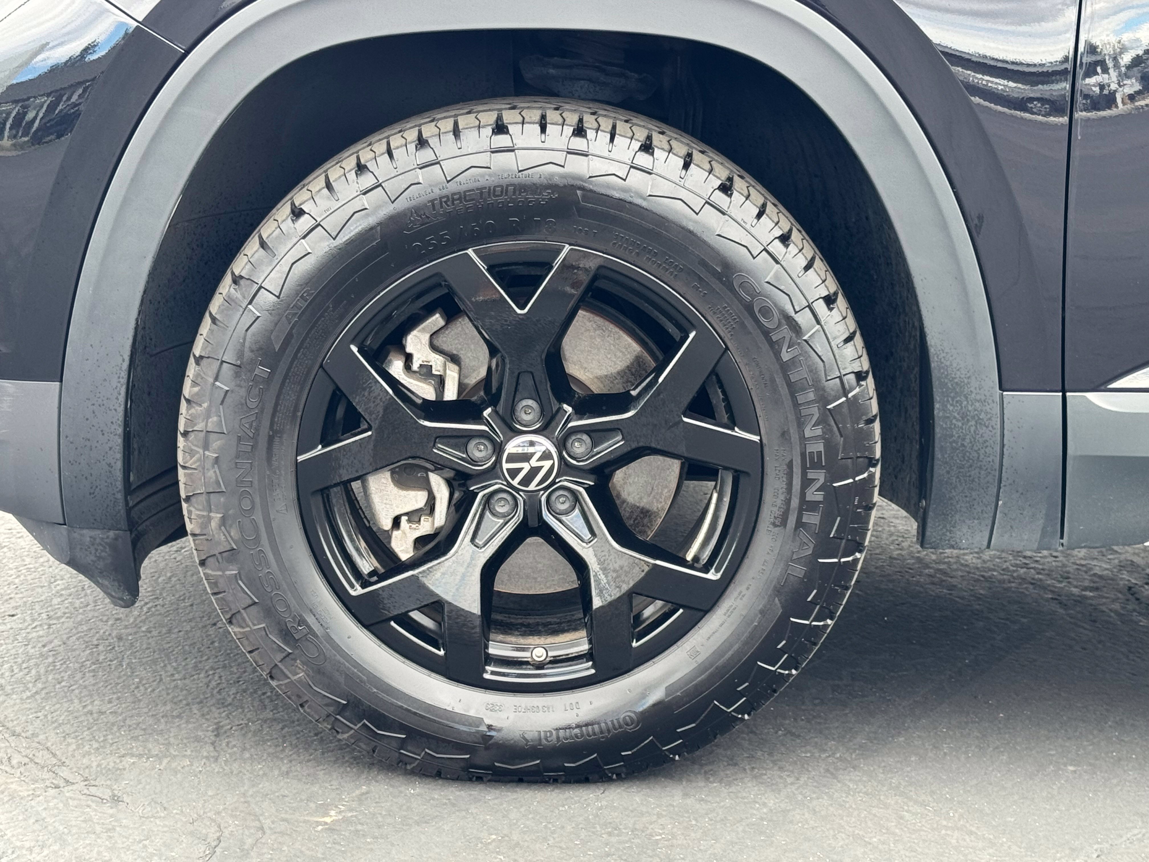 Used 2024 Volkswagen Atlas Peak Edition SEL AWD/4WD image 74