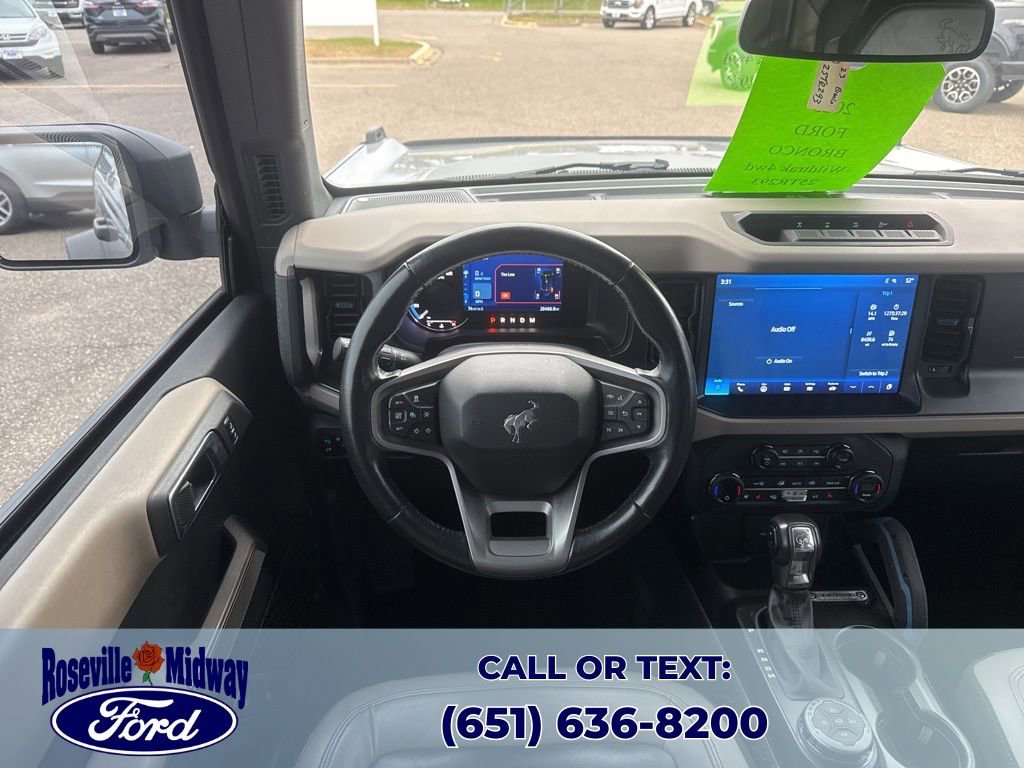 Used 2023 Ford Bronco Wildtrak image 14